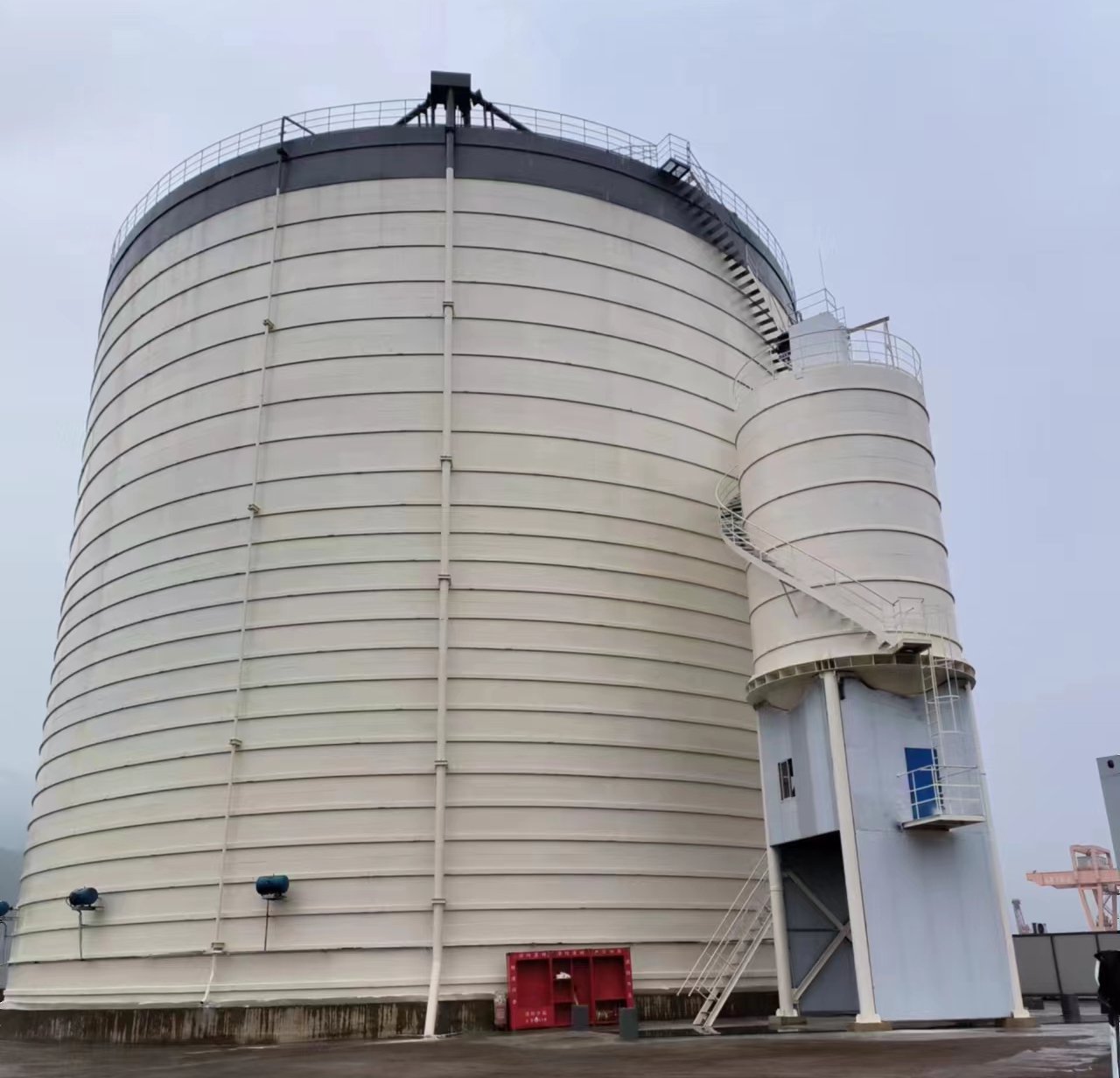 荔湾10万吨水泥钢板库